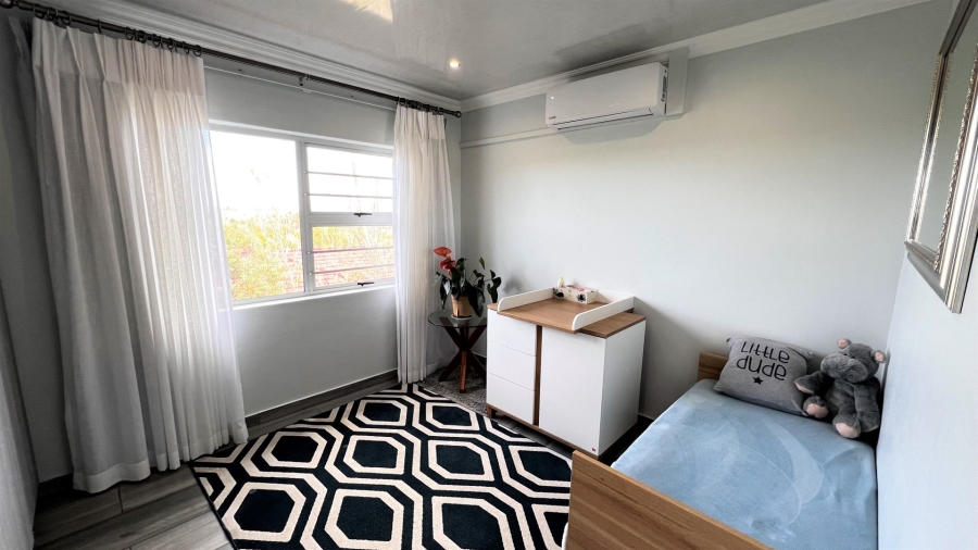 4 Bedroom Property for Sale in Langenhovenpark Free State
